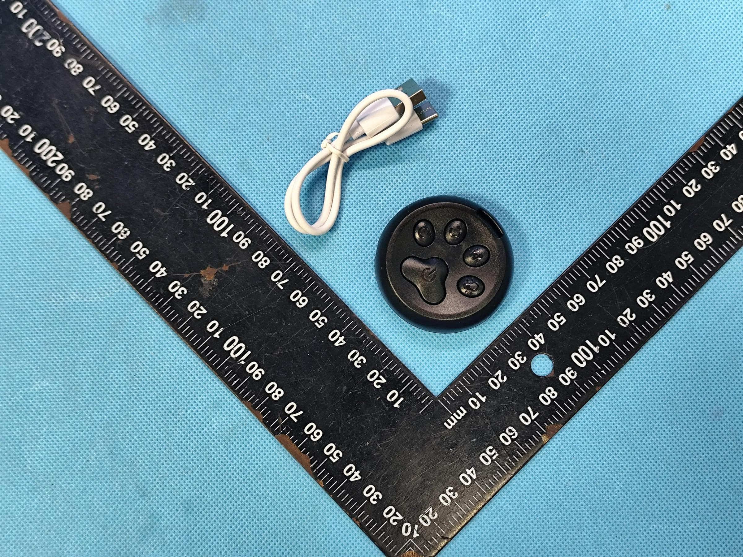 Smart pet ball - FCC ID 2BTIP-Q8 - Shenzhen Tianzheng United Technology Co., Ltd (2)