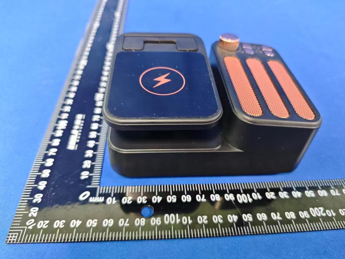 A phone stand with wireless charging - FCC ID 2BTJK-F115 - Dongguan City JuPinMeisheng Electronic Technology Co., Ltd. (5)