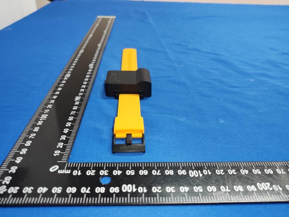 OPAH X Heating Vest Wristband Controller - FCC ID 2BTKS-OPAHX - Shenzhen Yiru Diving Equipment Company (3)