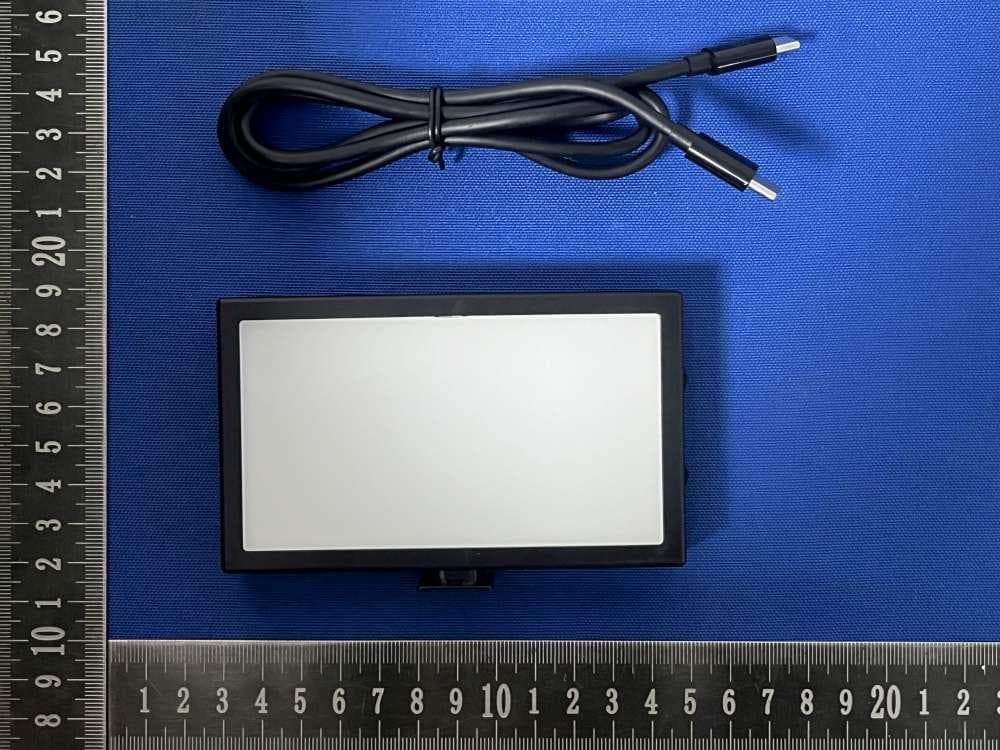 Contact Fill Light - FCC ID 2BTL3-SOFTLIGHT - Cambox Inc
