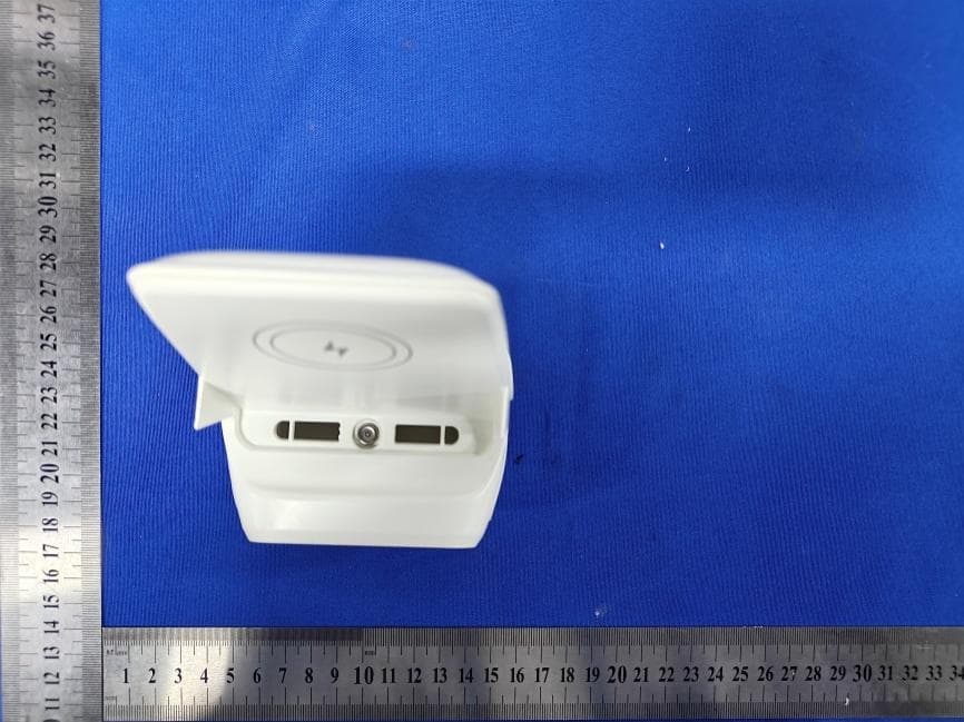 Stand Wireless Charger - FCC ID 2BTLG-F-180 - Shenzhen Jie Chang Sheng Industrial Co.,LTD