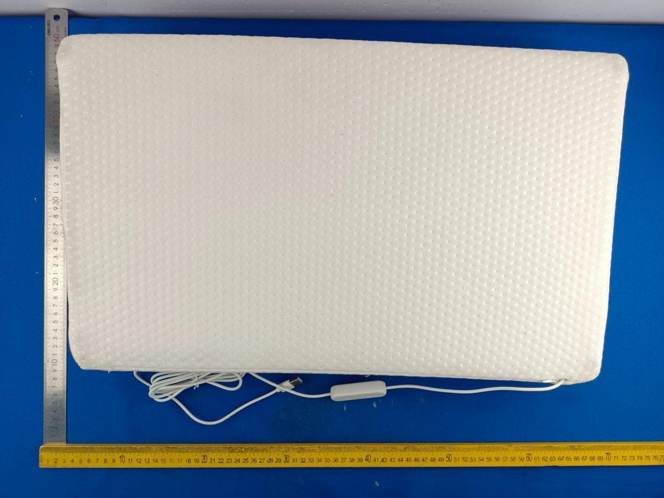 SMART WAKE UP PILLOW - FCC ID 2BTMP-WP100Z9TC300 - Huizhou Gold Rose Technology Co., Ltd. (2)