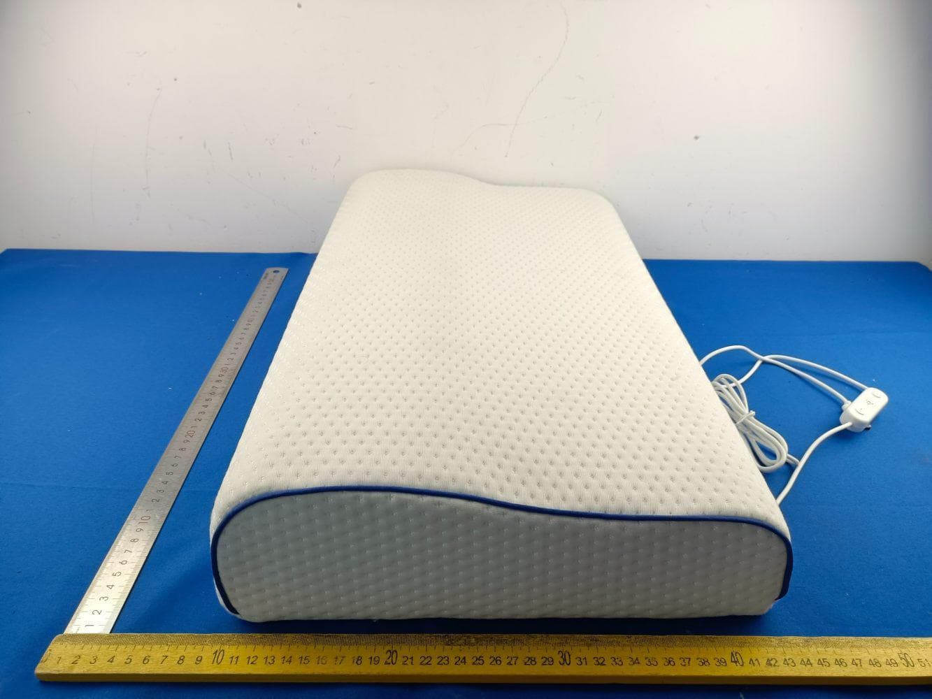 SMART WAKE UP PILLOW - FCC ID 2BTMP-WP100Z9TC300 - Huizhou Gold Rose Technology Co., Ltd. (5)