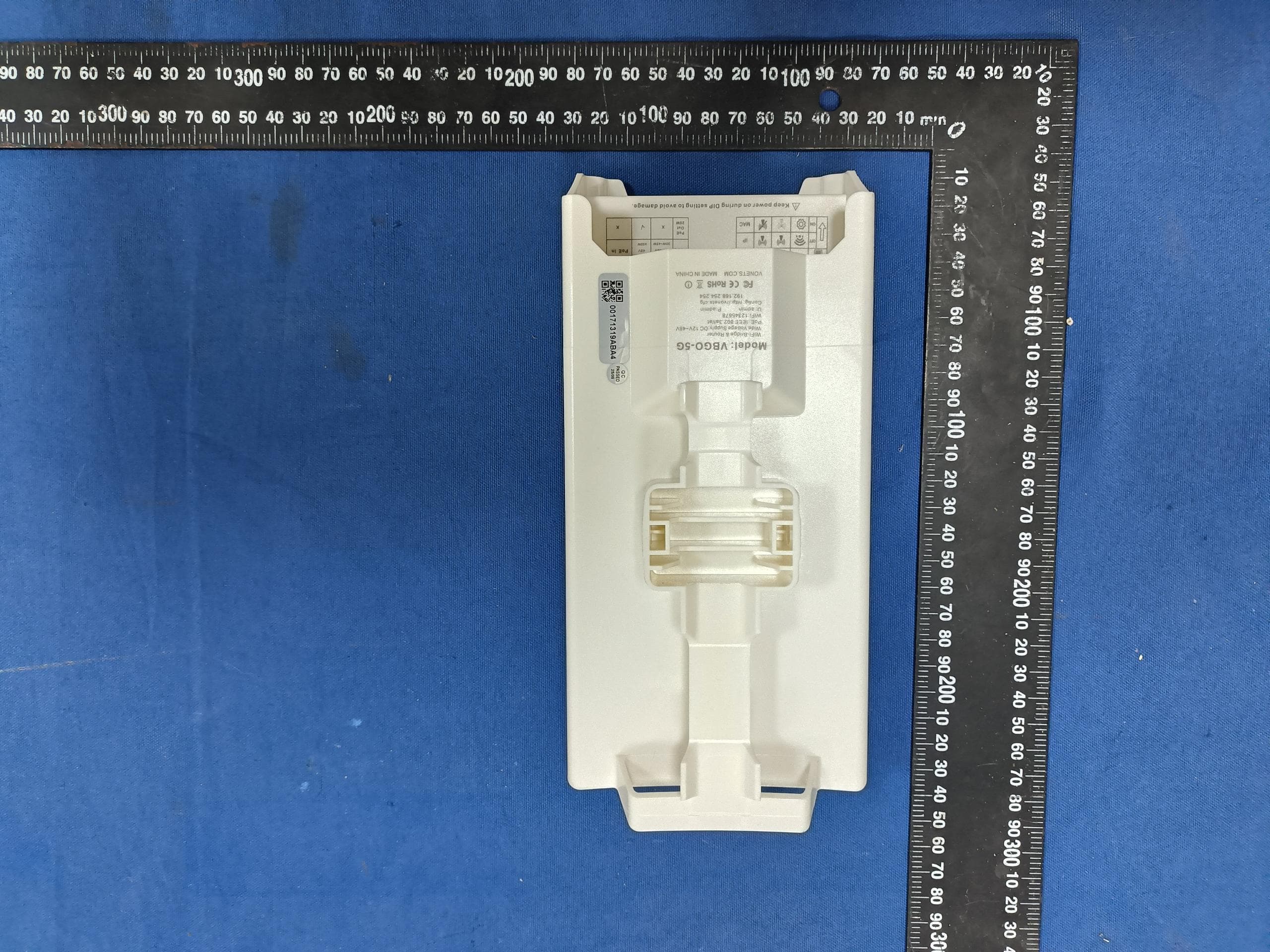 WiFi Bridge Repeater Router - FCC ID 2BTMX-VBGO-5G - Shenzhen HouTian WuXian Network Communications Technology Co., Ltd. (2)