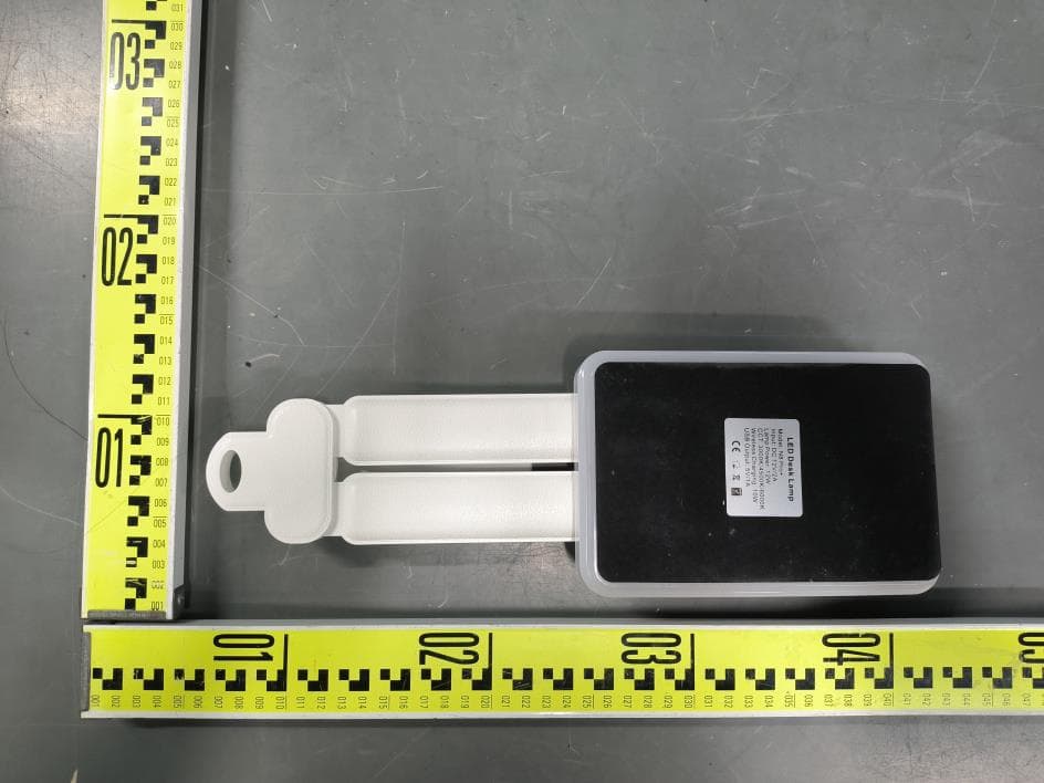 Foldable LED Table Lamp - FCC ID 2BTO7-N8PRO - Nan'an Zhange Trading Co., Ltd. (2)