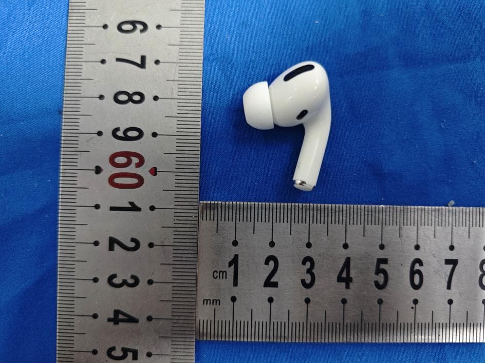 AirPods Pro - FCC ID 2BTQL-A2083 - Prime Edge Solutions LLC (3)