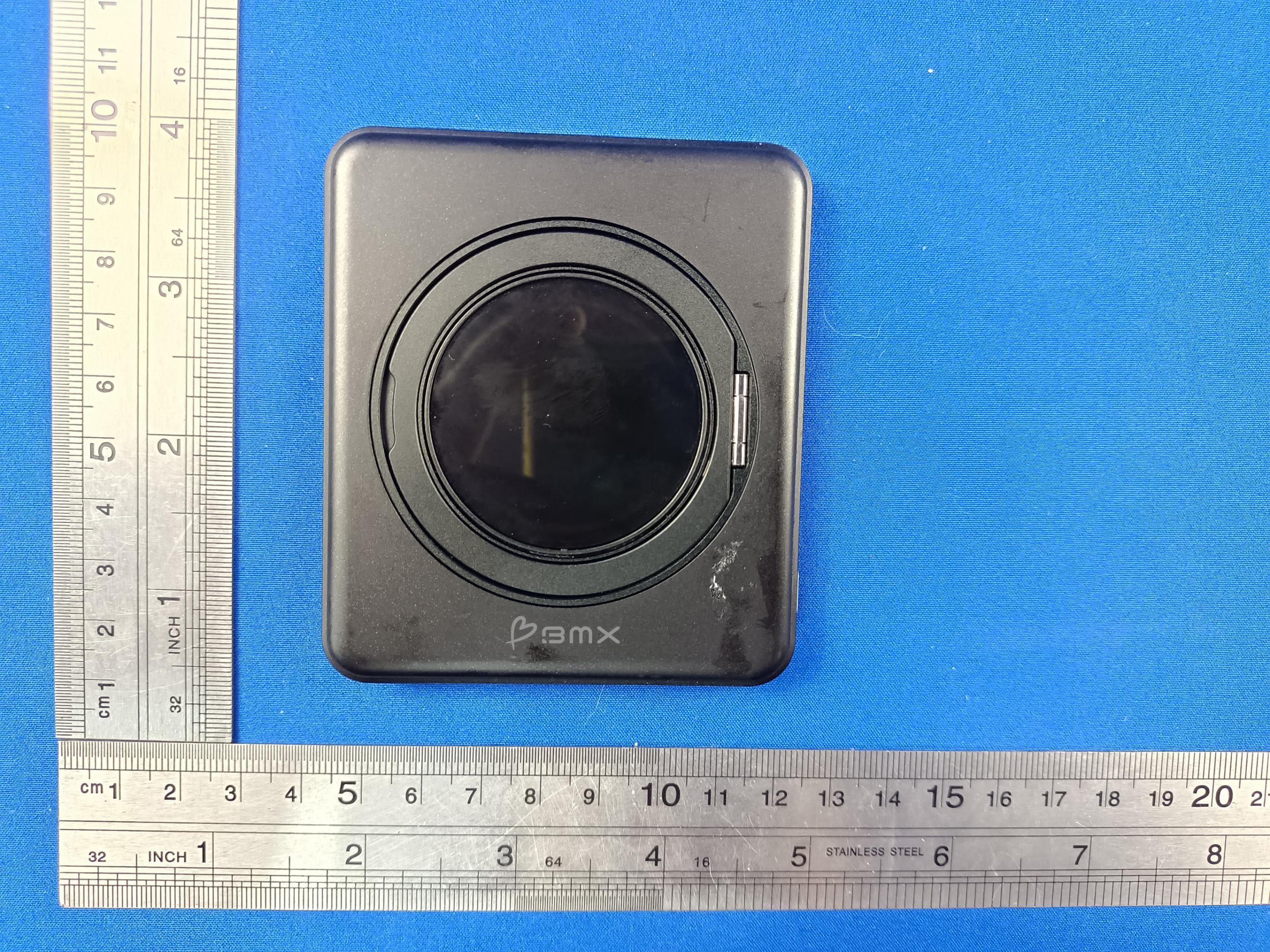 SolidSafeTM Ultra Power Bank - FCC ID 2BTRX-B805 - BMX PTE. LTD