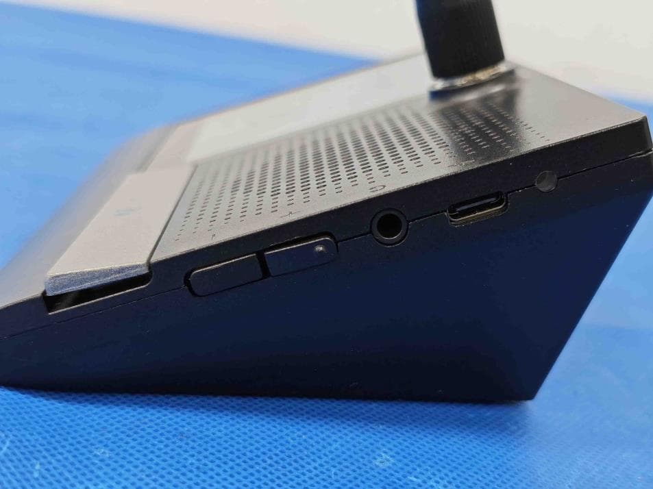 Microphone Unit (Wireless) - FCC ID 2BTSC-6013DVW - SPON Communications Co., Ltd. (3)