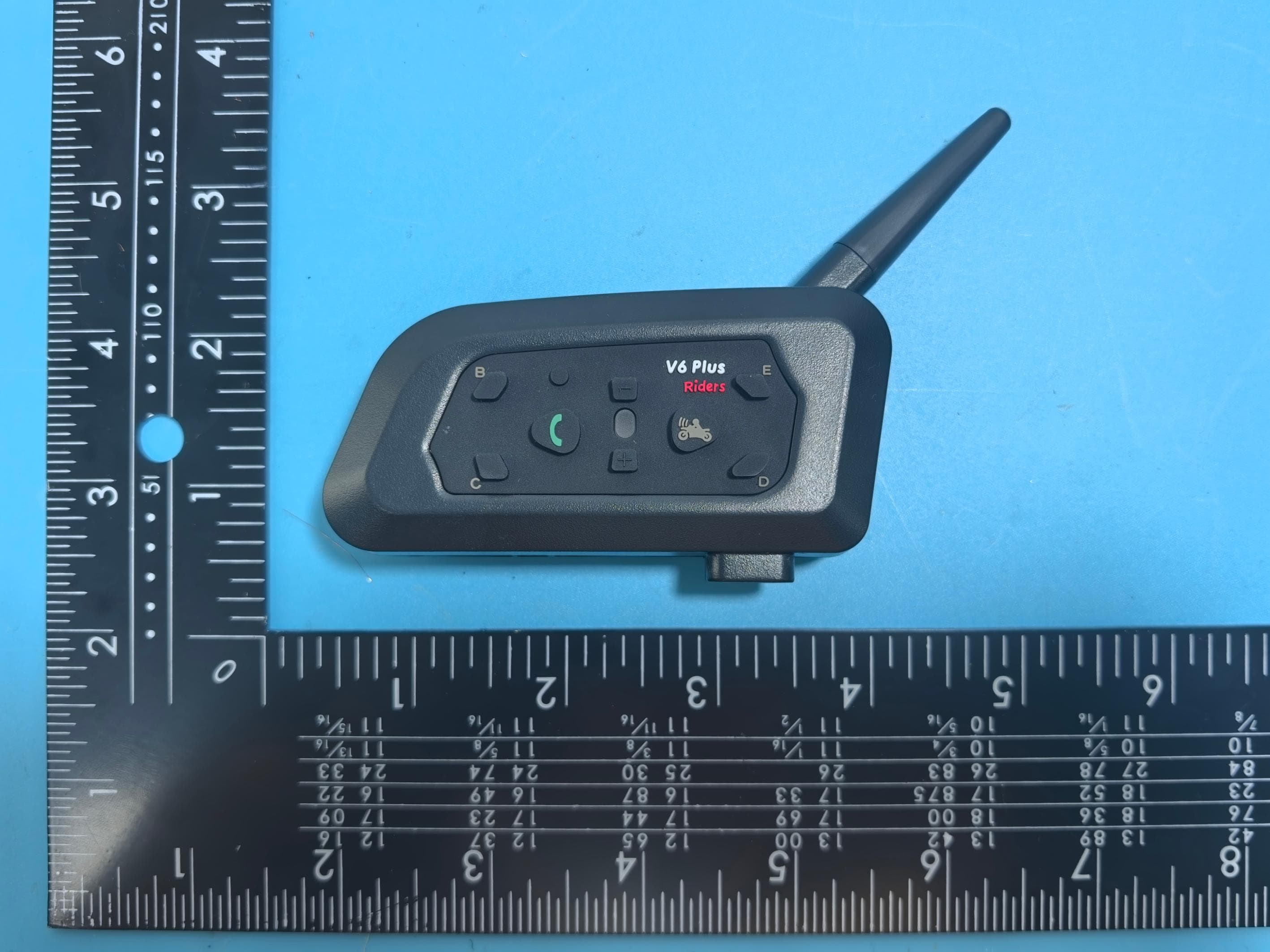 Bluetooth walkie-talkie - FCC ID 2BTTE-V6PLUS - Shenzhen Houtonsen Electronics Co., Ltd. (4)