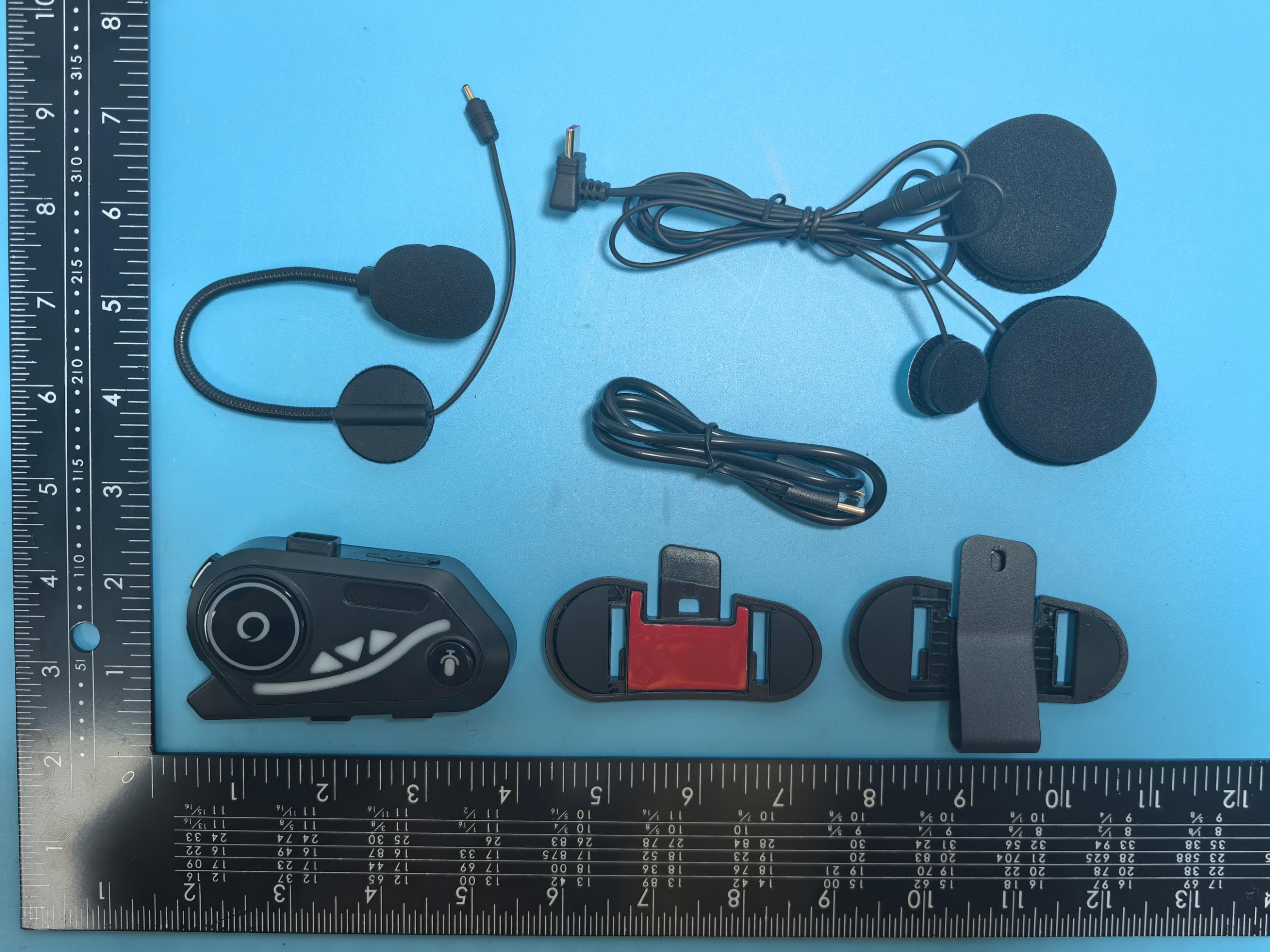 Bluetooth walkie-talkie - FCC ID 2BTTE-V8 - Shenzhen Houtonsen Electronics Co., Ltd.