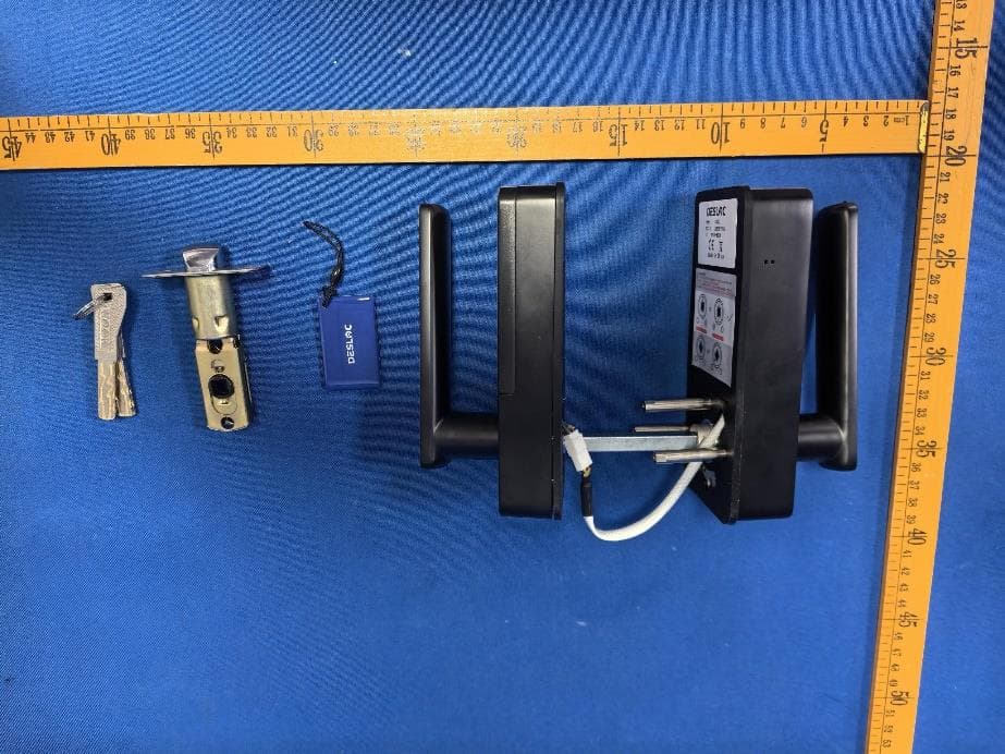 Fingerprint Keyless Entry Smart Door Lock - FCC ID 2BTTG-B200L - Hangzhou Key to the Future Technology Co., Ltd.