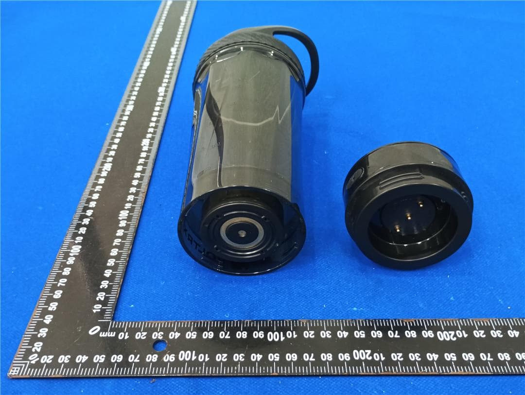 Electric shaker bottle - FCC ID 2BTTS-VORTEXBOOST - VOLTRX LIMITED (4)
