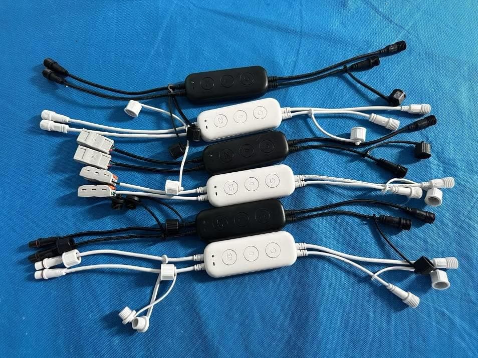 WellVow Wled Controller - FCC ID 2BTTT-W001 - Shenzhen Hantang Technology Co., Ltd. (2)