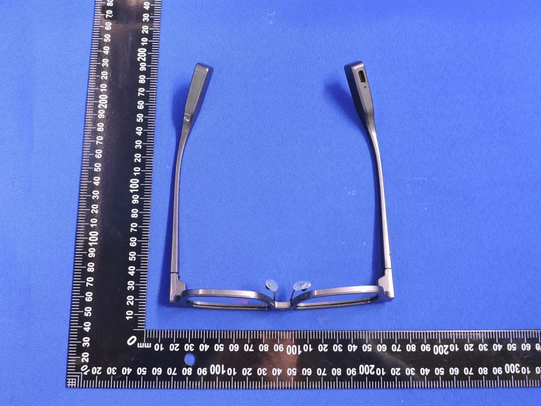Visel Glasses - FCC ID 2BTTZORATOR - Nanchang si colordisplay Technology Co., Ltd. (2)