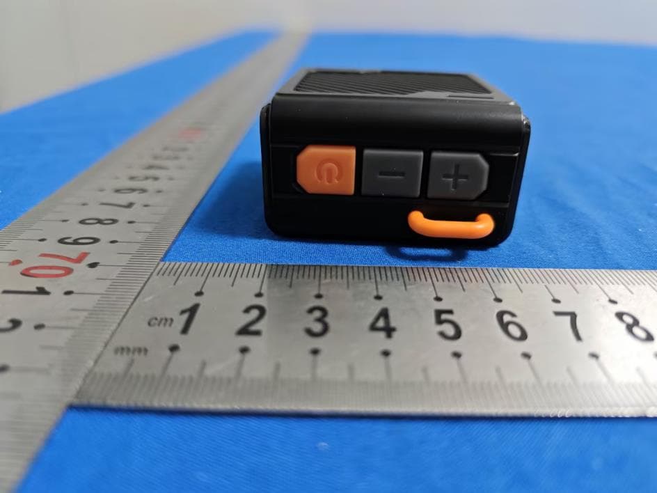 Multi-functional Bluetooth speaker - FCC ID 2BTWS-MP85 - Shenzhen Xinchuangfu Wireless Technology Co., Ltd (3)