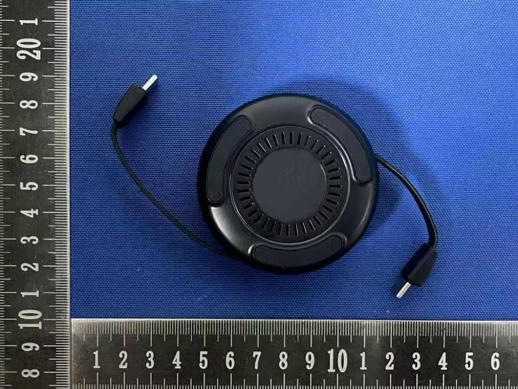 wireless charger - FCC ID 2BTX9-F101 - Bestop Technology Limited. (2)