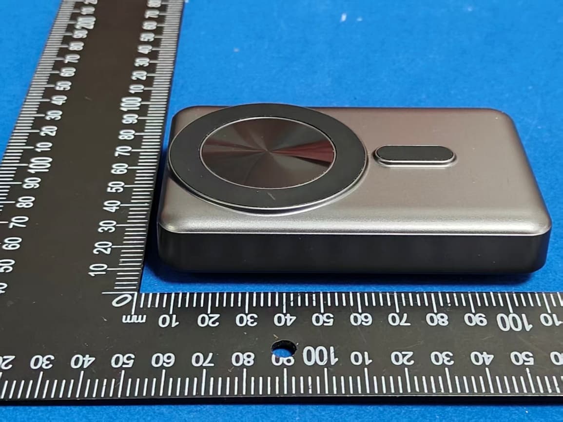 JUCANI Wireless Charging POWER BANK - FCC ID 2BTY9-PBE1020 - jucani inc (5)