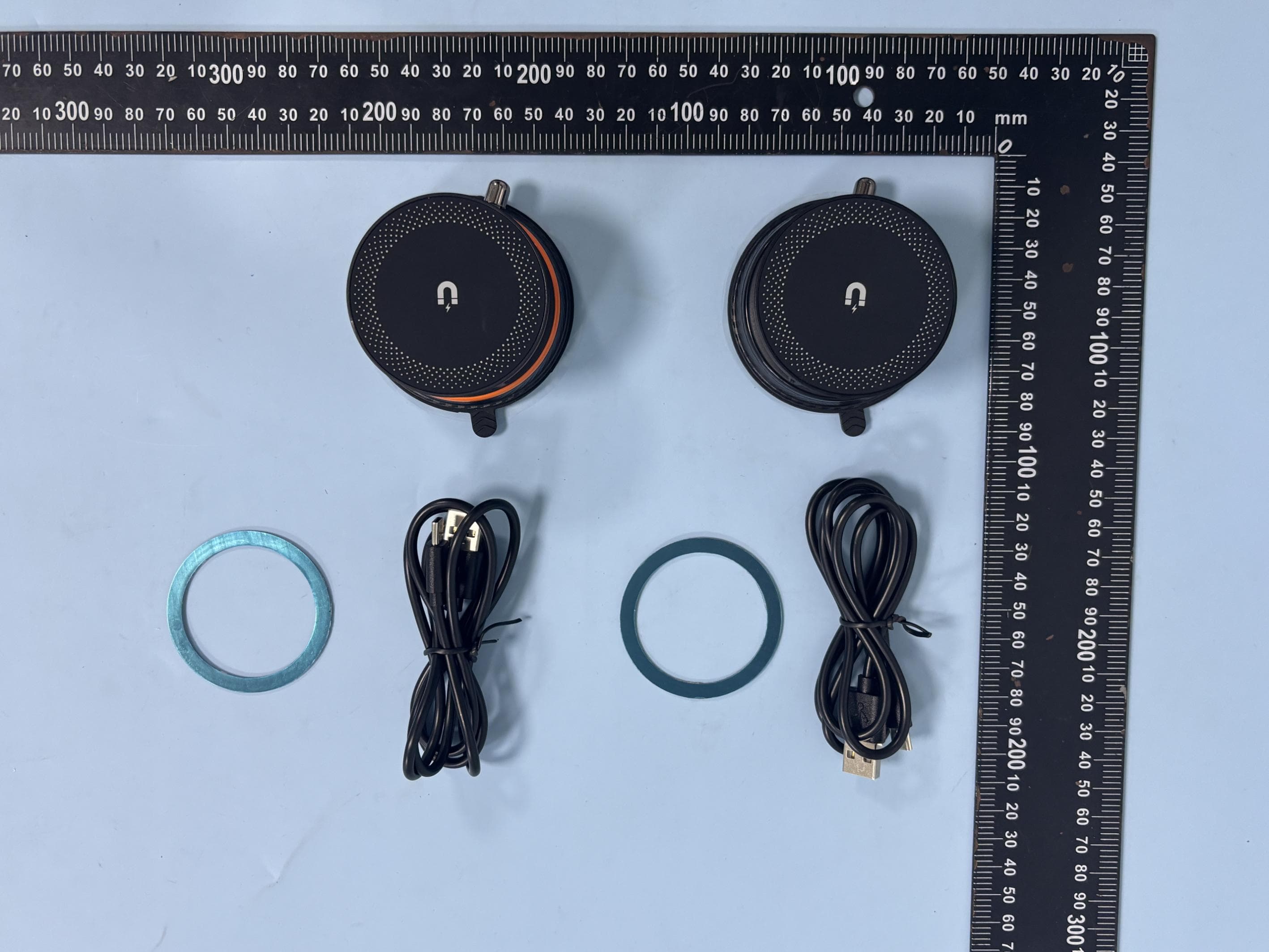 Vacuum Magnetic Suction Wireless Charging Phone Holder - FCC ID 2BTZH-A14 - Shenzhen Zhenweixin Technology Co., Ltd (2)