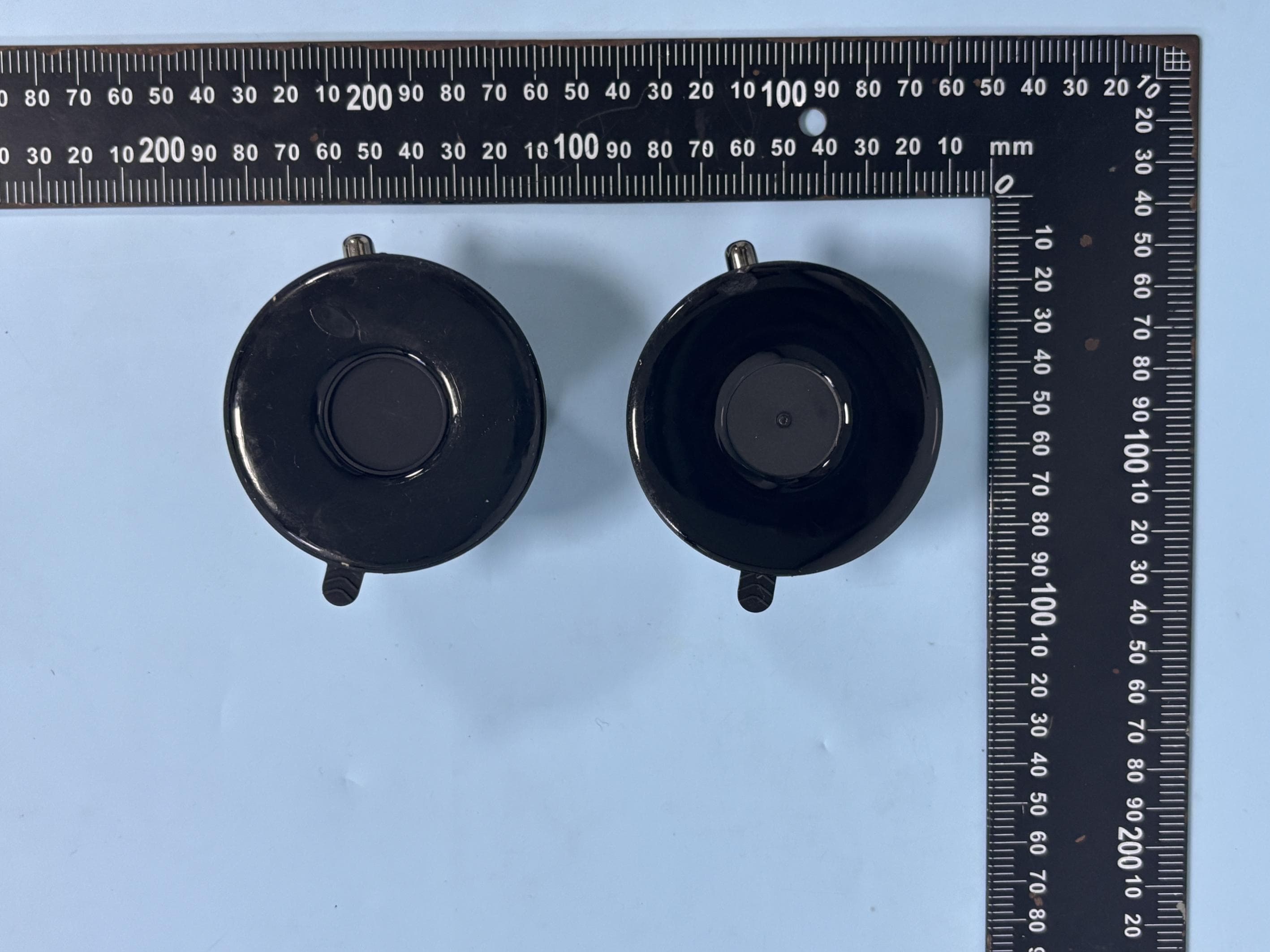 Vacuum Magnetic Suction Wireless Charging Phone Holder - FCC ID 2BTZH-A14 - Shenzhen Zhenweixin Technology Co., Ltd (5)