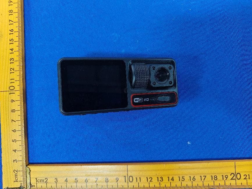 Dash Cam - FCC ID 2BTZS-Q302 - Shenzhenkairuilongkeji Co., Ltd. (2)