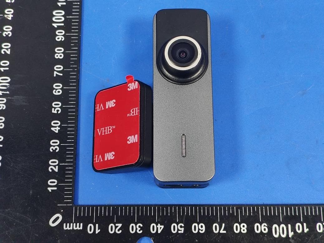 Smart driving recorder - FCC ID 2BU2H-2BF2B-C2 - Shenzhen Fuhengye Technology Co., Ltd. (2)