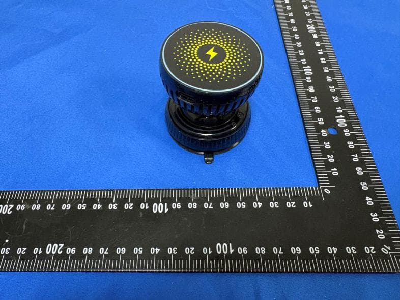 Wireless charging - FCC ID 2BU2Q-YJ01 - Dongguan Yijie Electronics Technology Co., Ltd. (5)