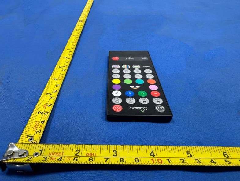 Pool Light - FCC ID 2BU33-L6MAX - shenzhenshichengsukejiyouxiangongsi (2)