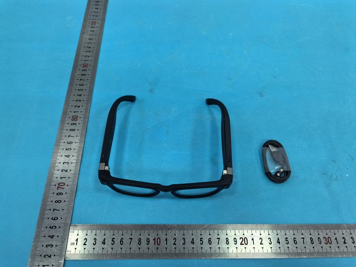 Smart Glasses - FCC ID 2BU3L-AEYEI - HONGKONG WEIHUA TECHNOLOGY LIMITED (3)