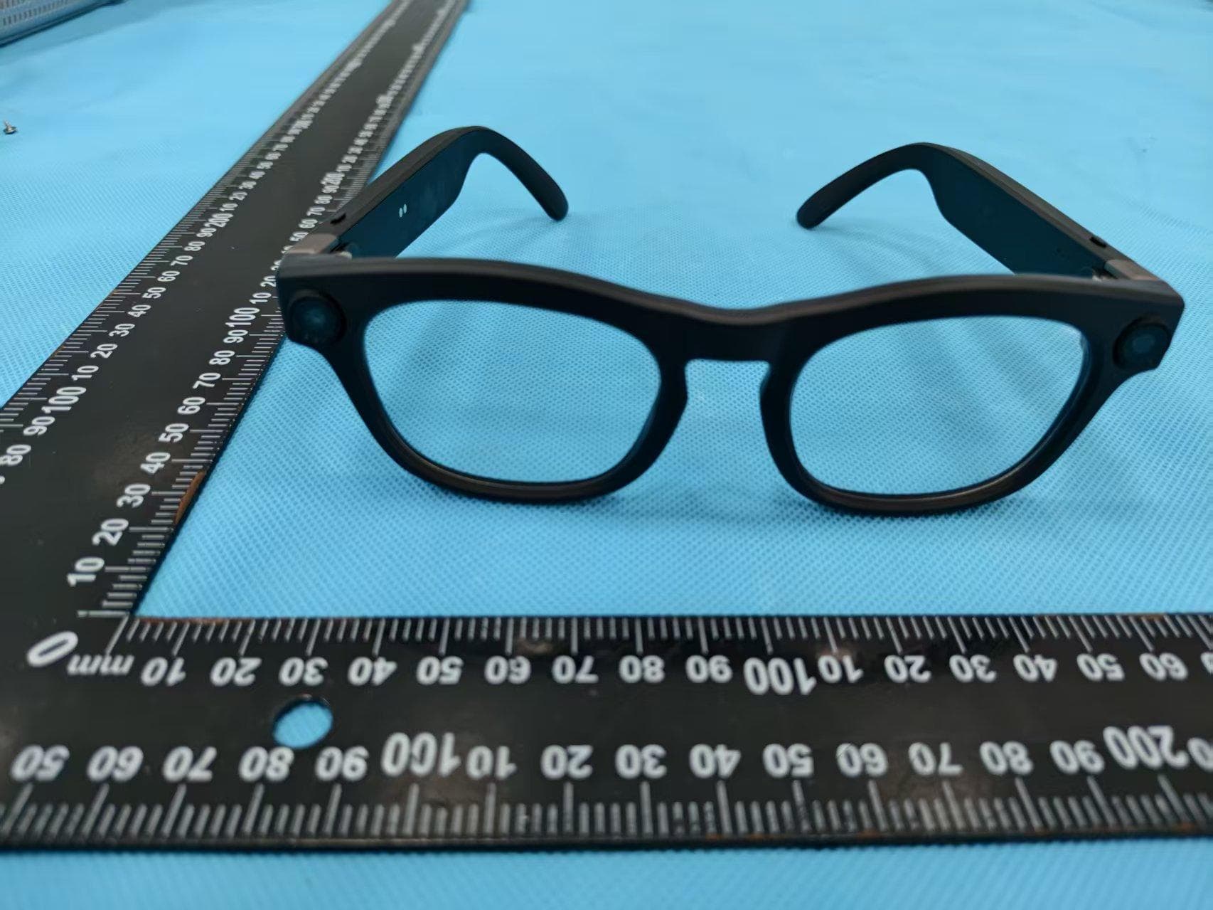 Smart Glasses - FCC ID 2BU3L-AEYEI - HONGKONG WEIHUA TECHNOLOGY LIMITED (2)