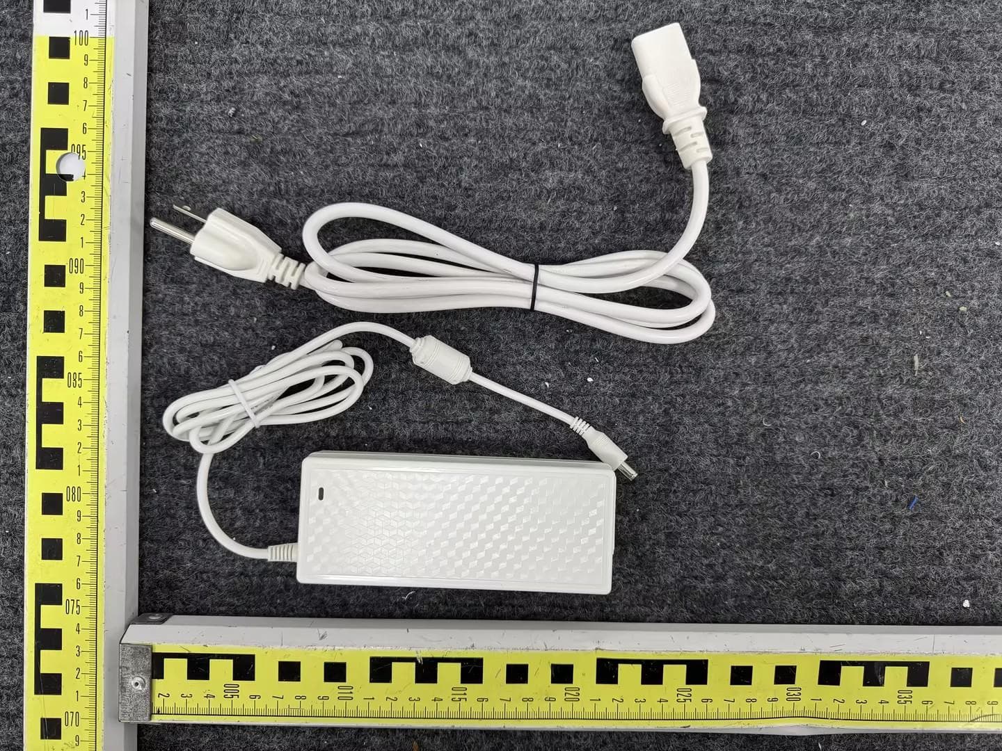 portable mobile tv - FCC ID 2BU3Q-M32PRO - Shenzhen E-Uniwill Tech Co.,Ltd