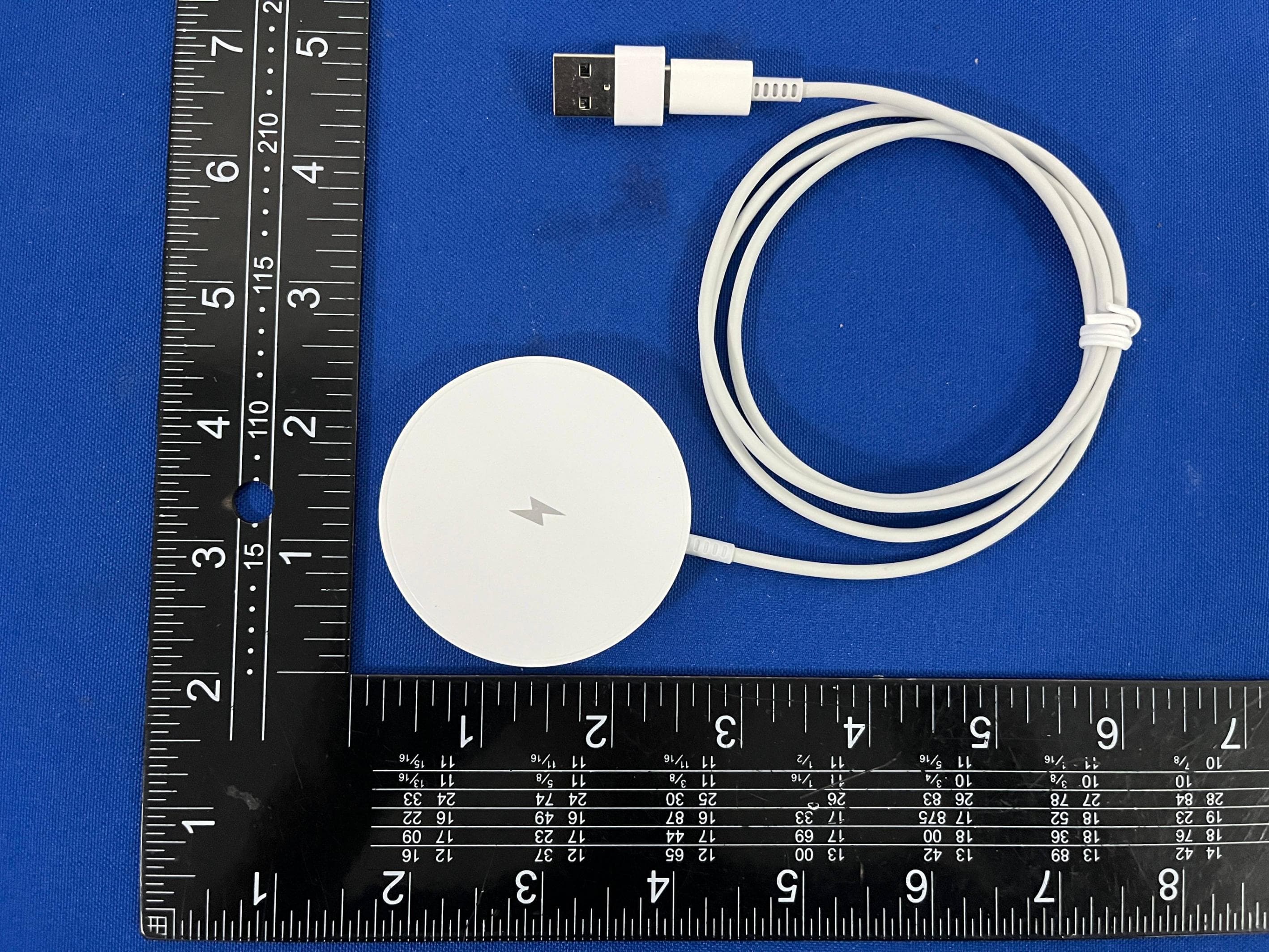 Magnetic wireless charger - FCC ID 2BU5T-C20 - SHUN FO TECHNOLOGY CO., LIMITED (3)