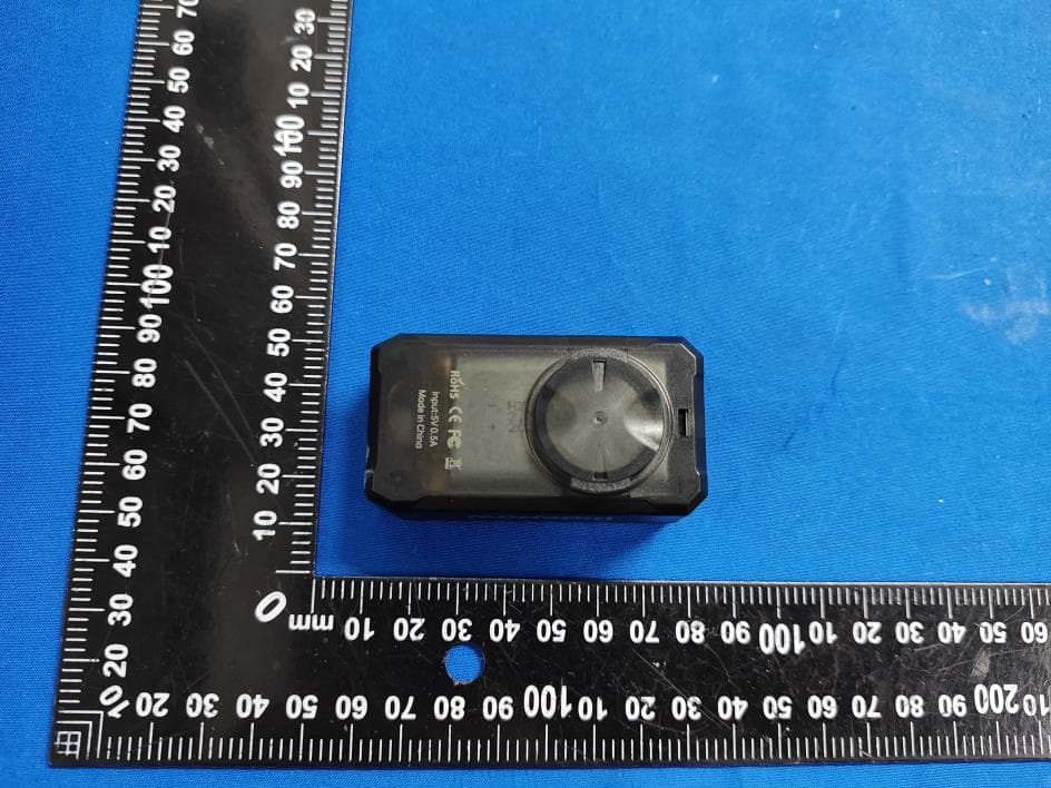 Smart Radar Tail Light - FCC ID 2BU5V-RT01 - Qingdao Laidenuo Technology Co., Ltd
