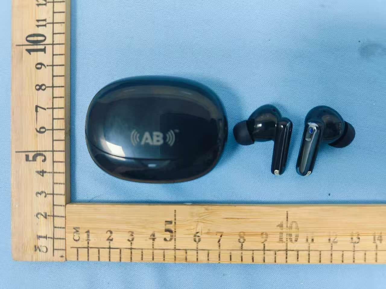 Earbuds - FCC ID 2BUCU-AB-E70 - Awdio Bots,Inc. (5)