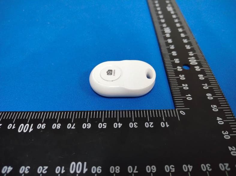 Bluetooth remote shutter - FCC ID 2BUD4-LC08 - Henan Ligan Qicheyongpin Youxiangongsi (3)