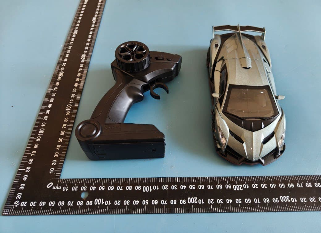 chezhi Remote control car - FCC ID 2BUDC-CZ147E - Shantou Chenghai Chezhi Toys Factory (5)