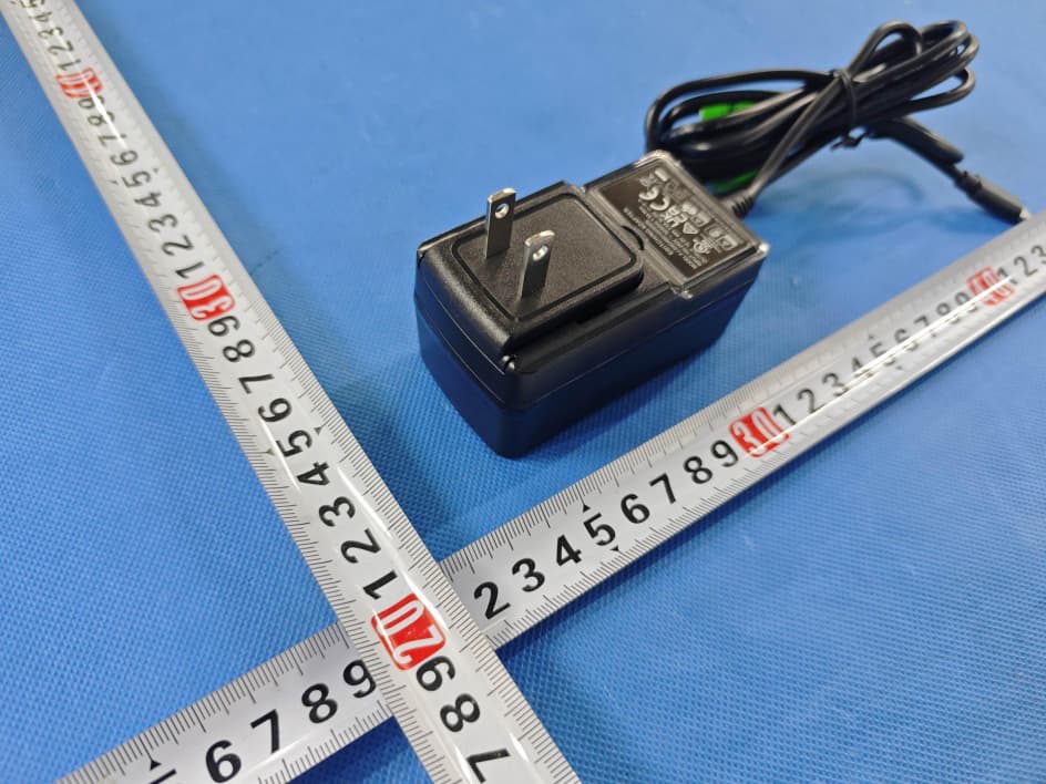 15.6 PC Tablet - FCC ID 2BUF8-F15 - SHENZHEN GOLE INTELLIGENT EQUIPMENT CO., LTD (2)
