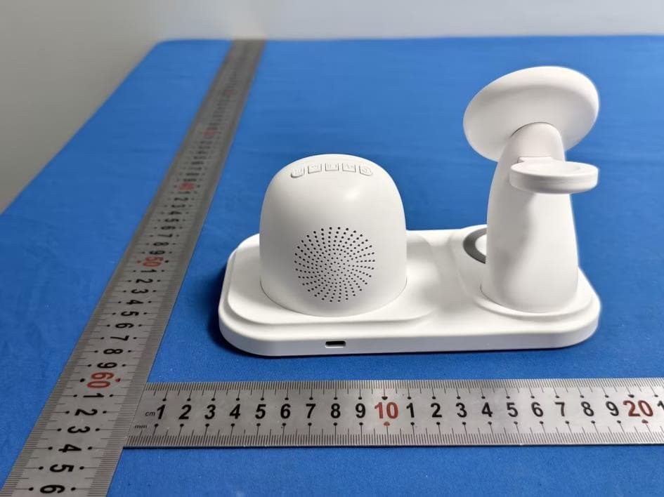 6-in-1 Magnetic Wireless Charger - FCC ID 2BUGB-T61 - Shenzhen Tengchuang Century Technology Co., Ltd (4)