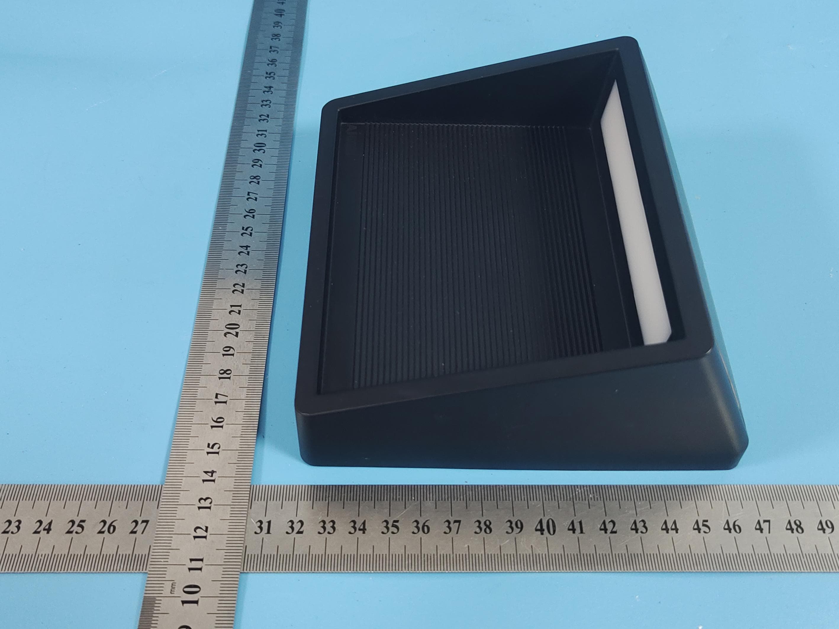 Solar wall mounted lights - FCC ID 2BUIW-W1OPV - Ningbo Natufusion Technology Co., Ltd (5)