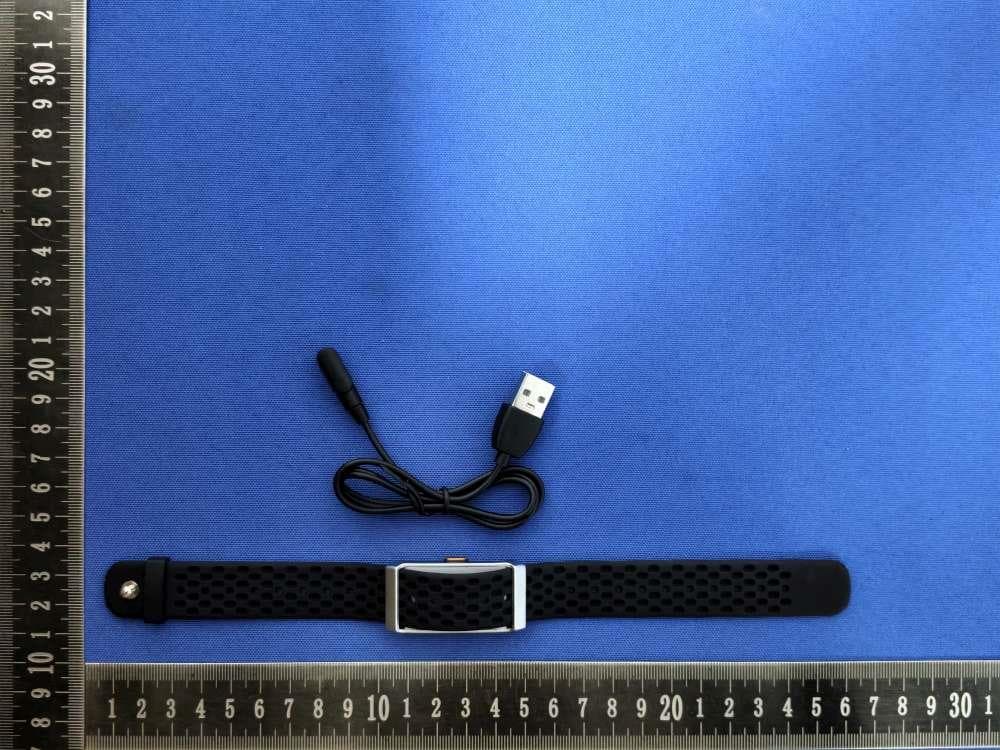 Smart bracelet - FCC ID 2BUIZ-B11 - Shenzhen KM Brothers Technology Co., Ltd (2)