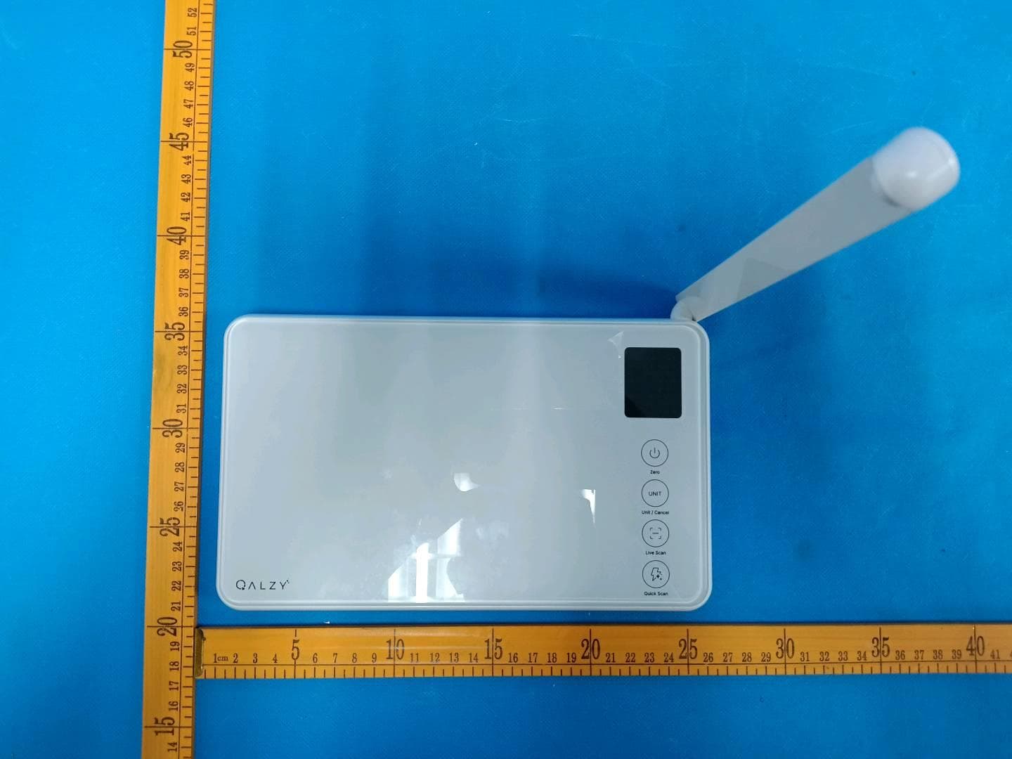Electronic Kitchen Scale - FCC ID 2BUJ6-QZ01 - Qalzy Ltd (4)