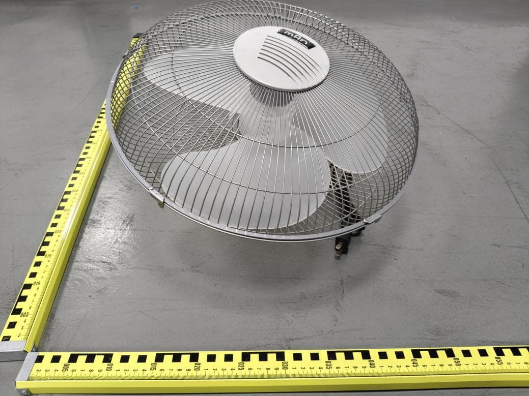 WALL FAN - FCC ID 2BUJD-MIBLU1116 - INDUSTRIAS MAN DE MEXICO S.A. DE C.V.