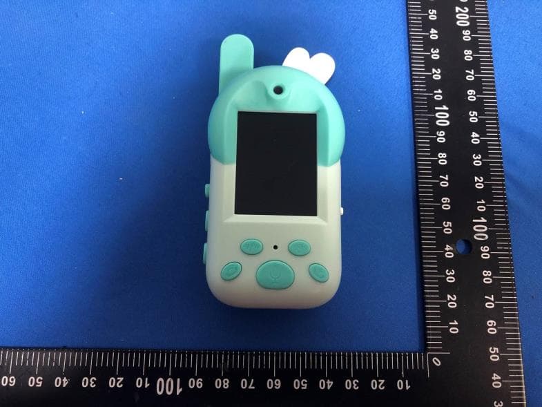 Kids Video Walkie Talkie/Children Video Walkie Talkie/Children Video Two Way Radio - FCC ID 2BUJV-D100 - Shenzhenshi Xingyi Technology Co., Ltd. (3)