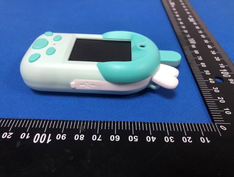 Kids Video Walkie Talkie/Children Video Walkie Talkie/Children Video Two Way Radio - FCC ID 2BUJV-D100 - Shenzhenshi Xingyi Technology Co., Ltd. (5)