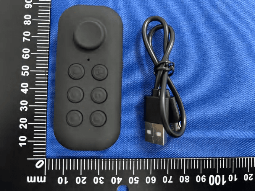 Wireless Remote Control - FCC ID 2BULW-QHBTR01 - Shenzhen Qianhuan Technology Co., Ltd.