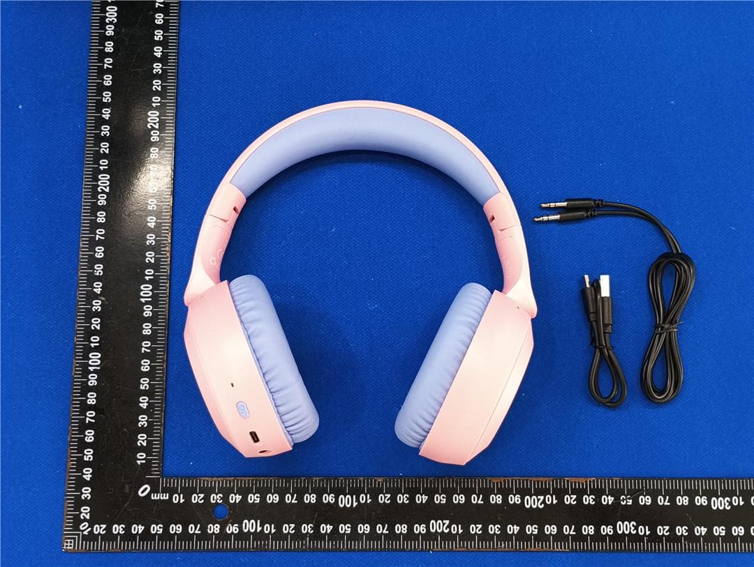 Wireless Headphones - FCC ID 2BUN4-ACH2611 - Shenzhen Feizhou Digital Technology Co., Ltd