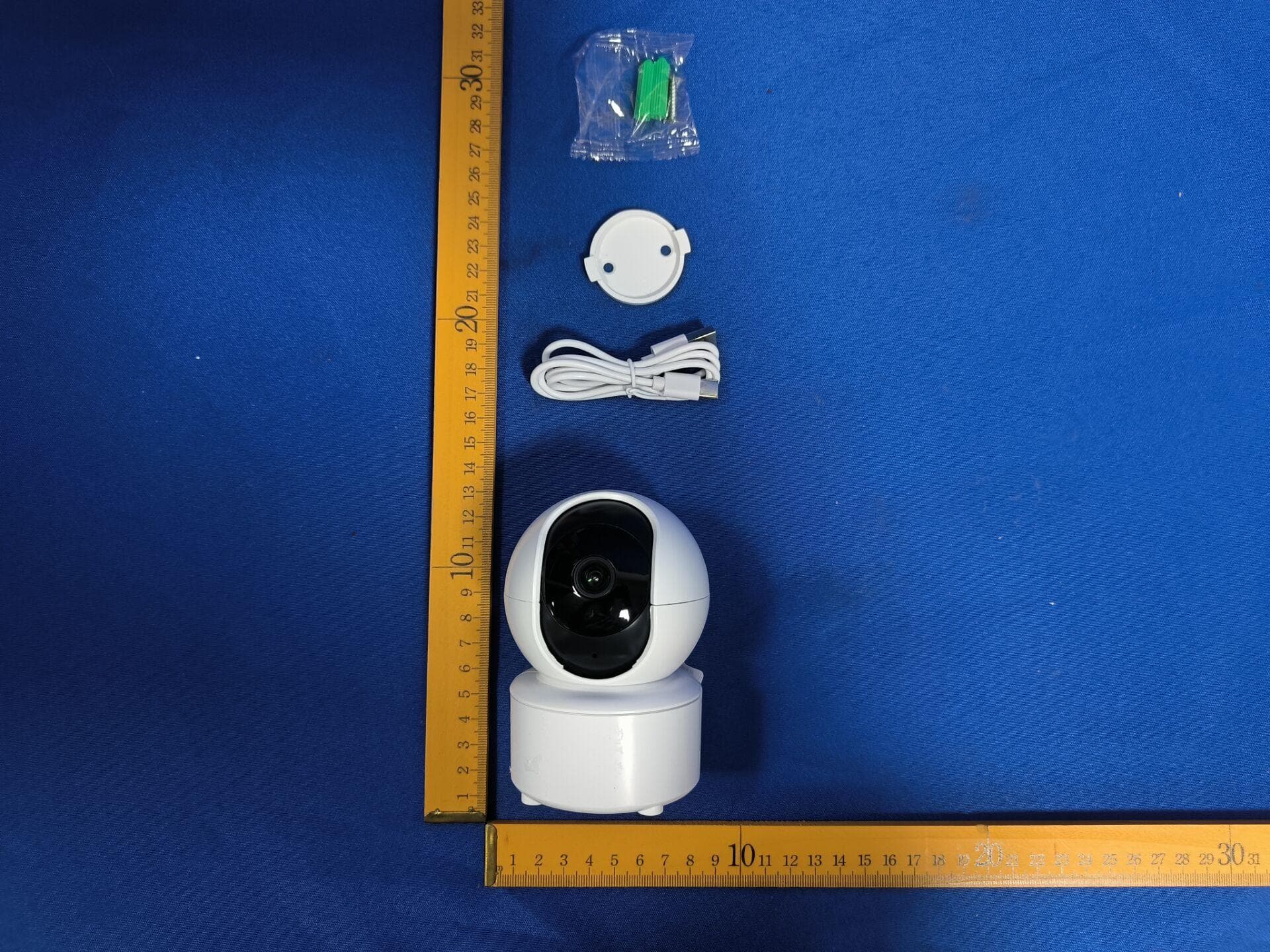 Home HD Security Camera - FCC ID 2BUNB-A10-TX - Shenzhen CW-Vision Technology Co., Ltd.