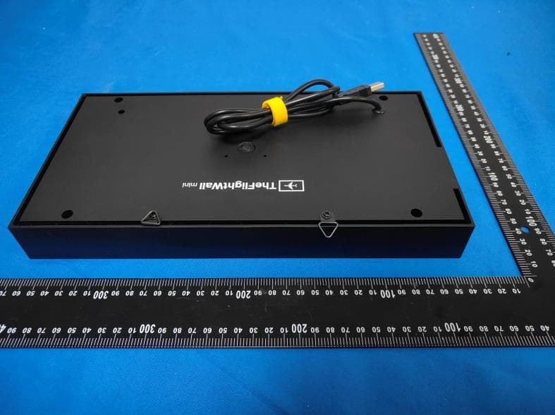 TheFlightWall Mini - FCC ID 2BUNP-FLIGHTWALL - Shenzhen Caixin Technology Co., Ltd (5)