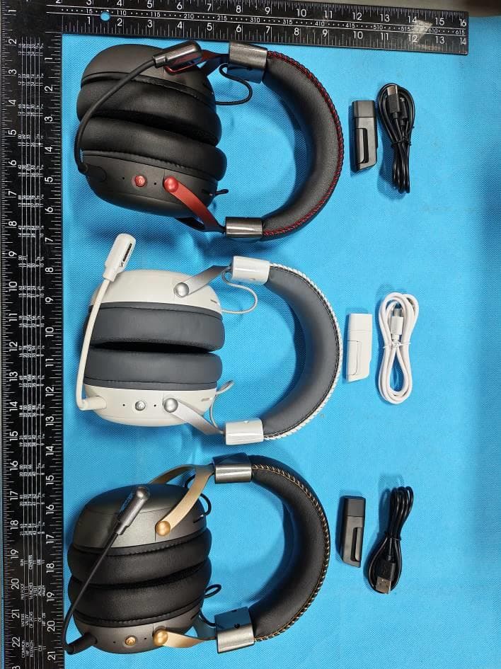 wireless headphones - FCC ID 2BUP4-BHT0002 - Chengdu ROSESELSA Technology Co., Ltd.