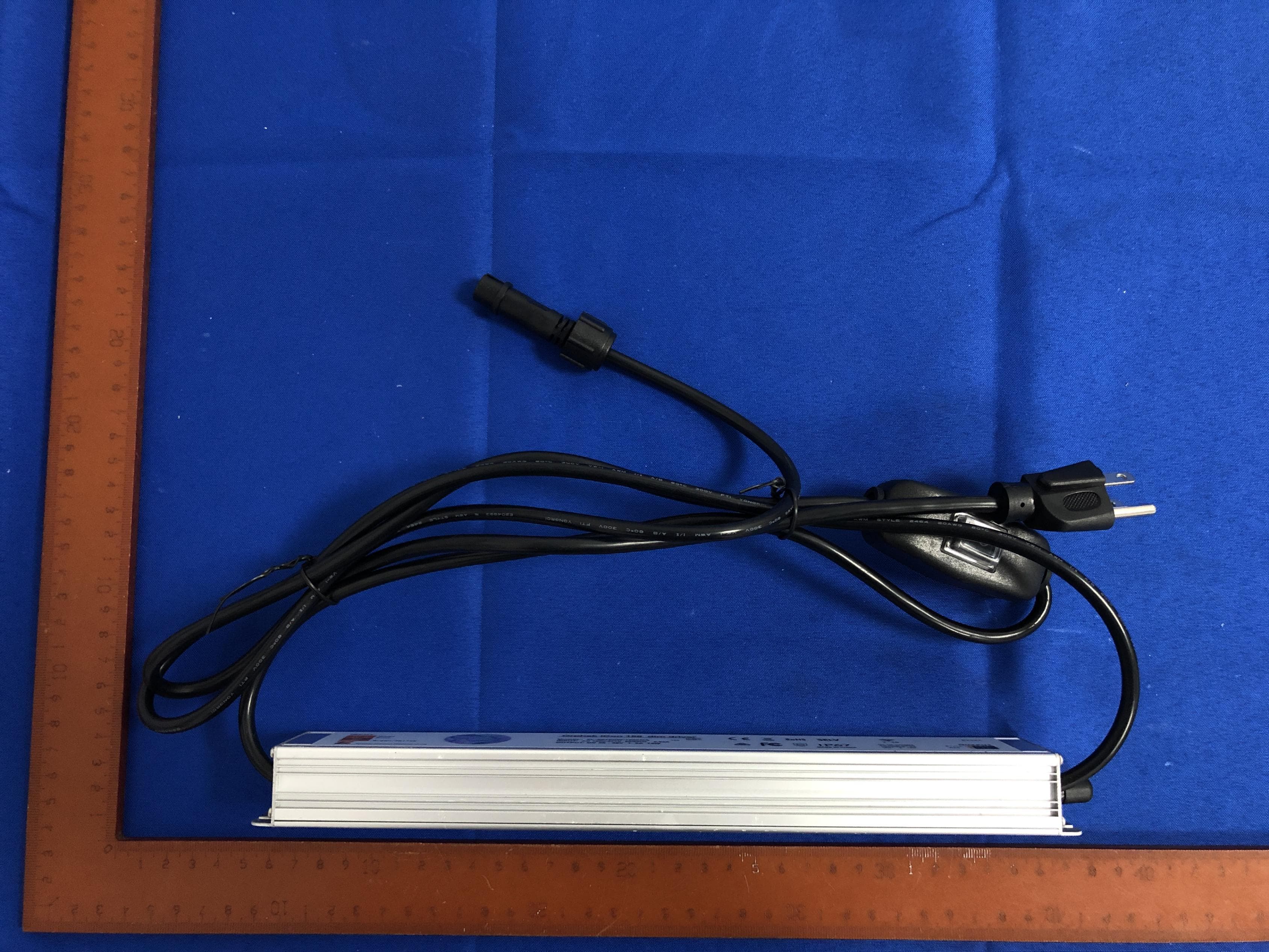 Orphek OR4 iCon LED Bars - FCC ID 2BUQK-OR4120 - ORPHEK  LIMITED (2)