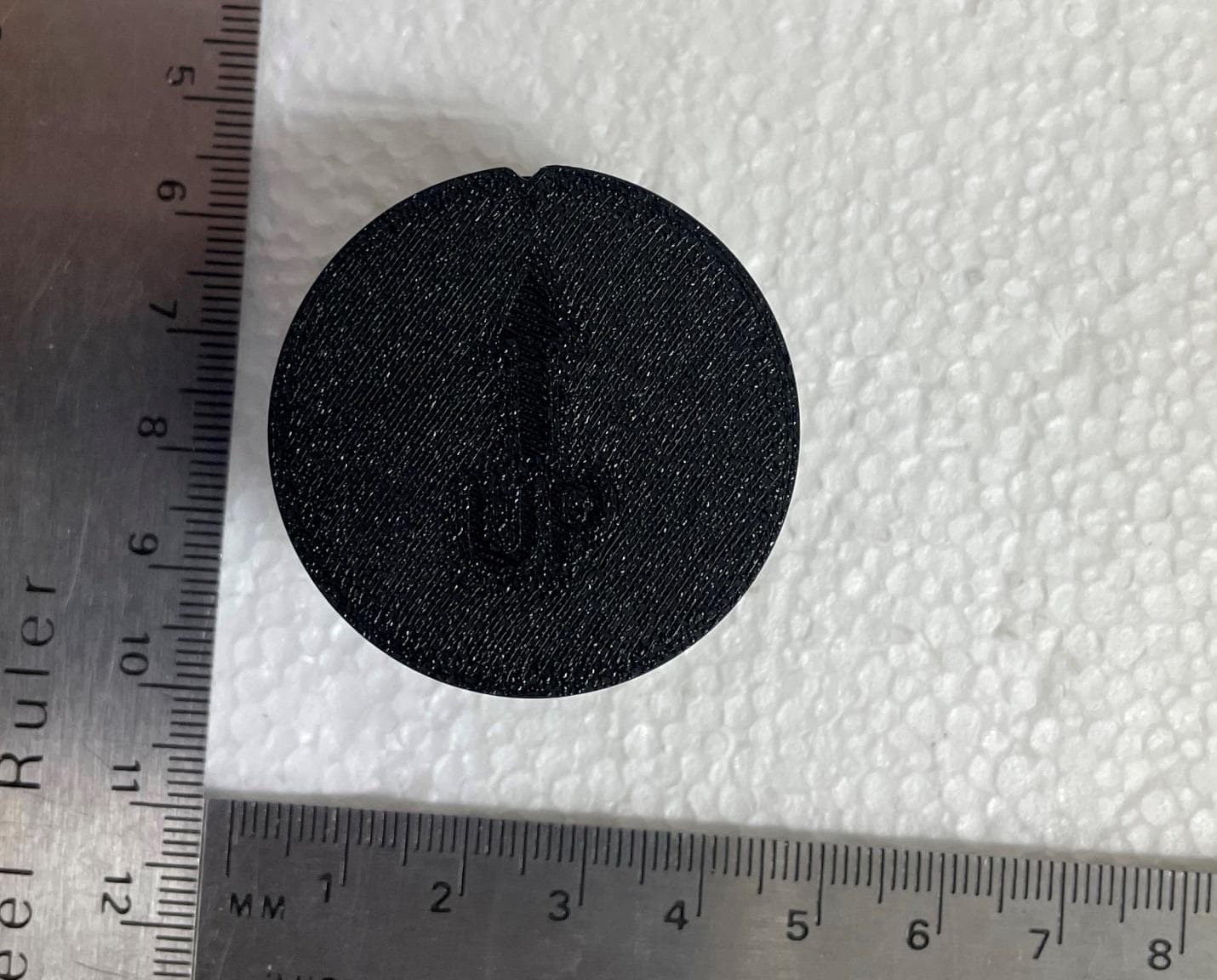 The headshot is a low-power wireless transmitter designed to operate in the 2.4 GHz ISM band. - FCC ID 2BURR-HEADSHOT1 - 2620821 Alberta Ltd